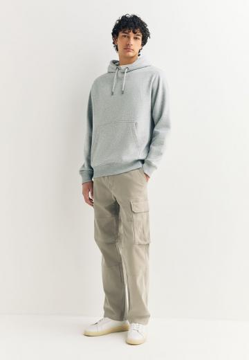 Брюки с накладными карманами