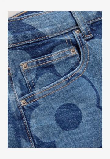 Джинсовые шорты