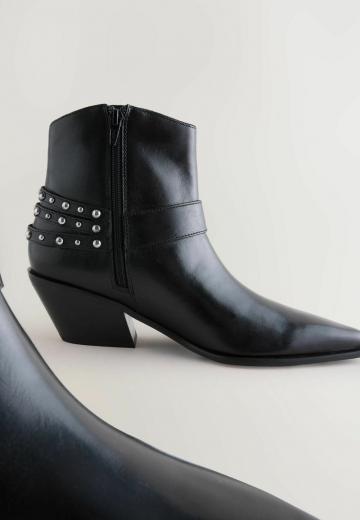 Ковбойские сапоги