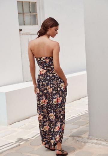 Платье без бретелек