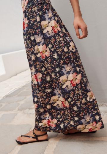 Платье без бретелек