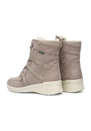 Сапожки на танкетке