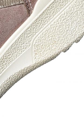 Сапожки на танкетке