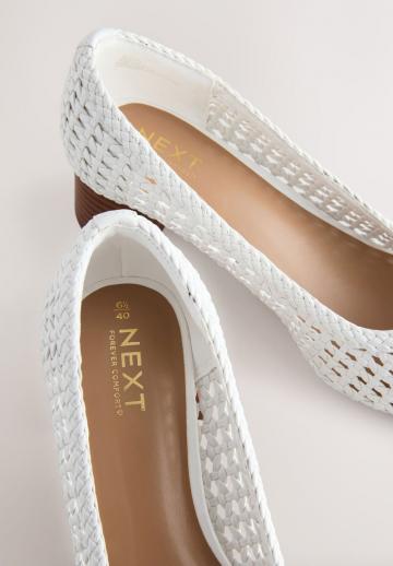 Туфли с высоким носом