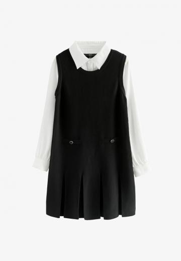 Вязаное платье