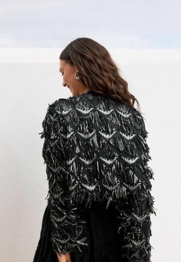 Короткая куртка