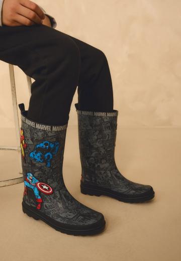 Резиновые сапоги