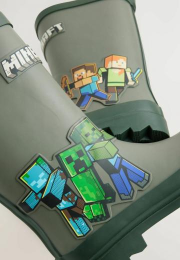 Резиновые сапоги