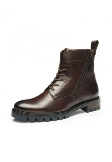 Ботинки на шнуровке