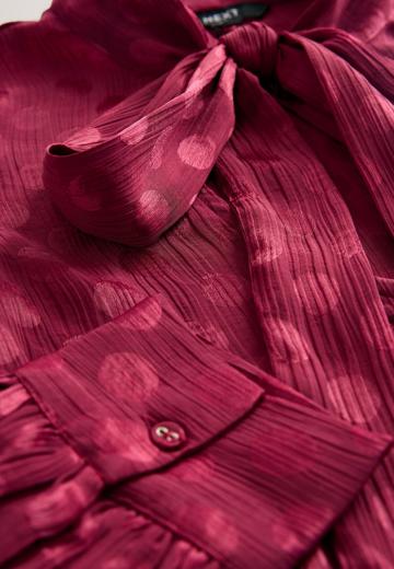 Атласная блузка