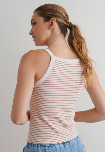 Топ на бретельках