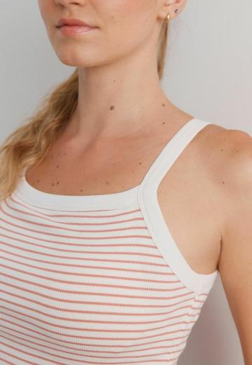 Топ на бретельках