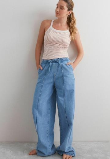 Топ на бретельках