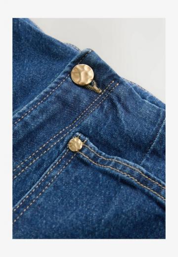 Джинсовый комбинезон