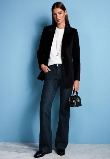 Клешеные брюки