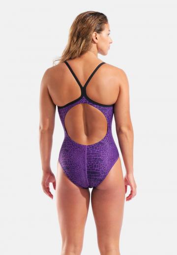 Слитный купальник