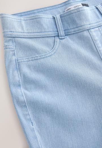 Узкие джинсы