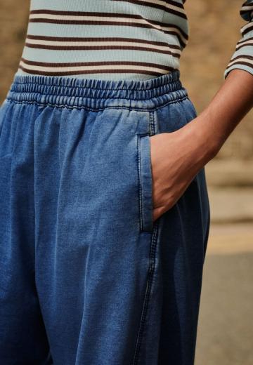 Прямые джинсы