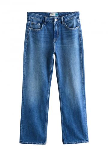 Прямые джинсы