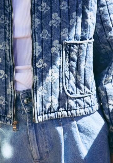 Джинсовая жилетка