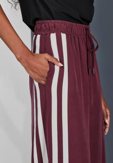 Спортивные штаны