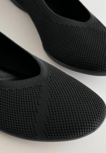 Спортивные балетки