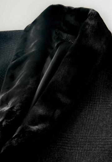 Шерстяное пальто