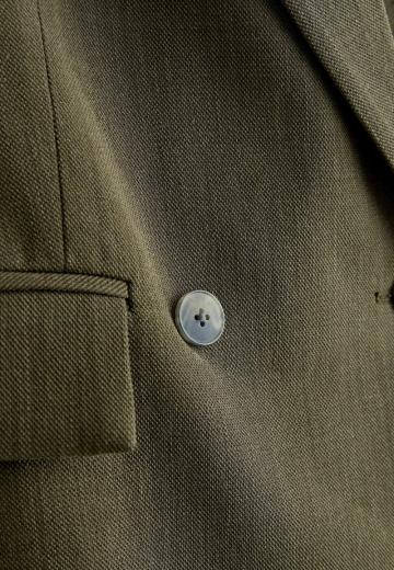 Блейзер с накладными карманами