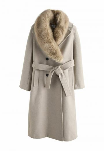 Шерстяное пальто