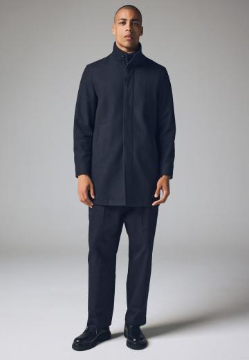 Короткое пальто