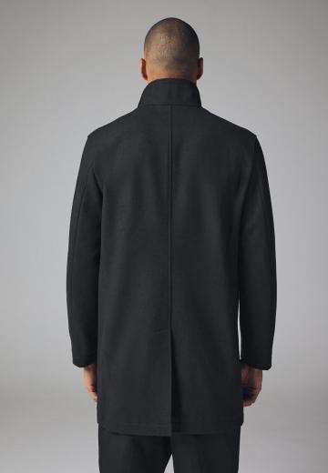 Короткое пальто