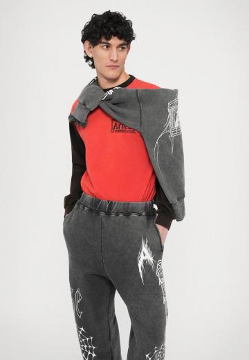 Спортивные штаны