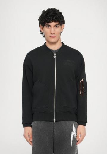 Куртка бомбер