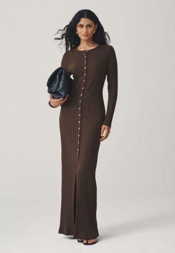 Платье футляр