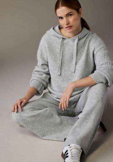 Пуловер для беременных