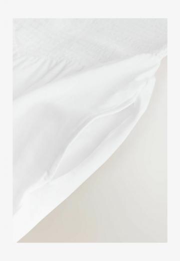 Платье без бретелек