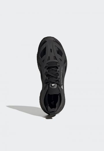 Тренировочные кроссовки