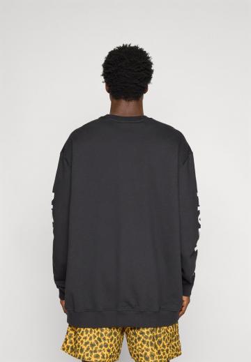 Спортивная толстовка