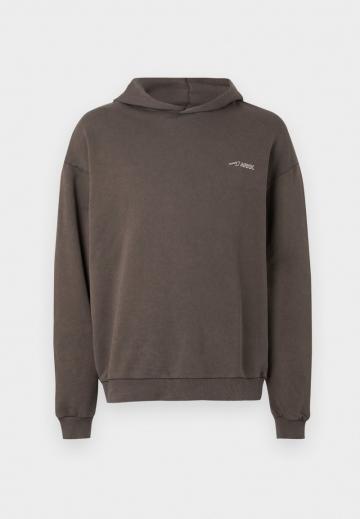 Пуловер с капюшоном