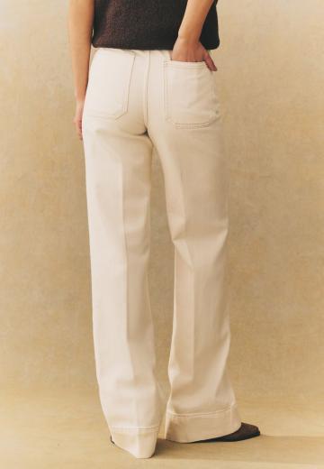 Прямые джинсы