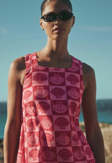 Короткое платье