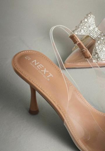 Туфли с открытым носом