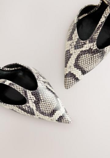 Туфли с ремешком