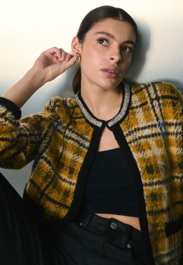 Жаккардовая вязаная кофта