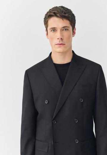 Короткое пальто