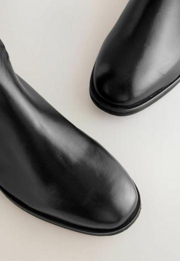 Широкие сапоги