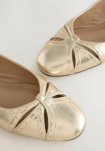 Спортивные балетки