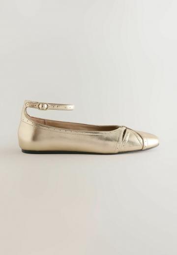 Спортивные балетки