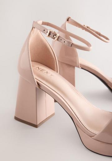 Босоножки на платформе