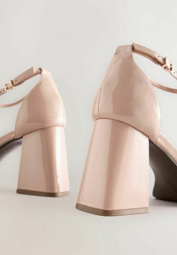 Босоножки на платформе